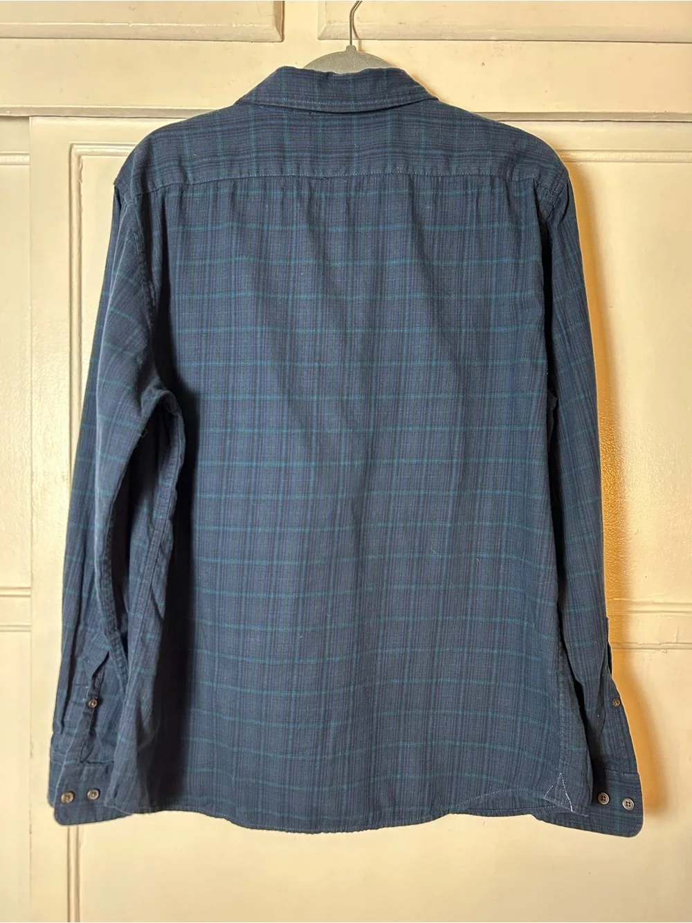 Banana Republic Men's L Blue Plaid Button-Down Shirt Casual Comfort